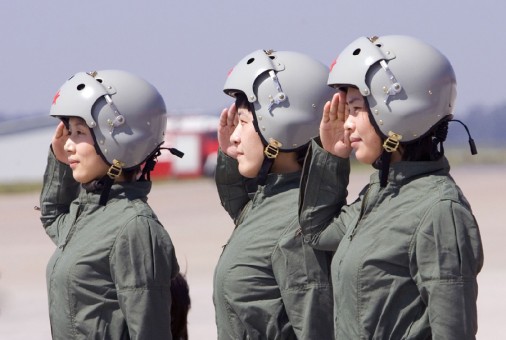 Chinese Female Pilots_pos0108