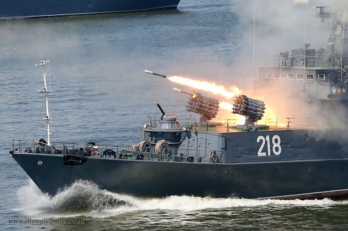 Russian_Navy_Day_007 MLRS firing