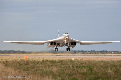 Tu-160 Ph_Tupolev A002