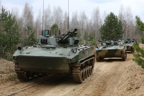 BMD-4M_vbci_para_Russie_001