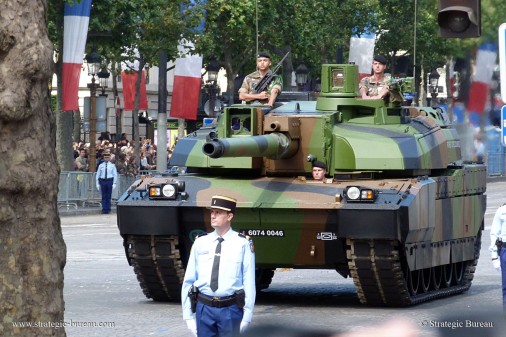 Defile 14-juillet-2016 010 Leclerc