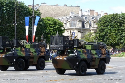 Defile 14-juillet-2016 016 VAB