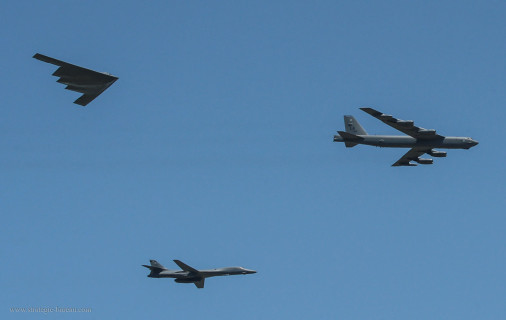 B-2_Spirit_Bombardier_USA_012_B-1B_B-52