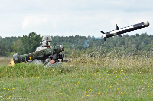 Javelin_missile_USA_004_tir