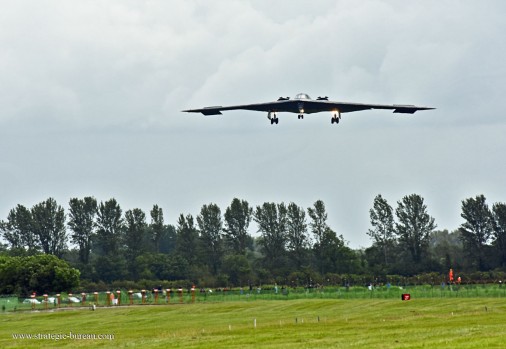 B-2-Bombardier-USA-A002