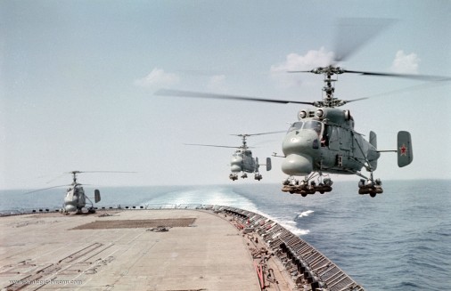 Ka-25-helicoptere-Russie-002