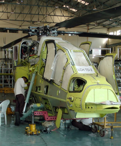 LCH-helicoptere-Inde-002