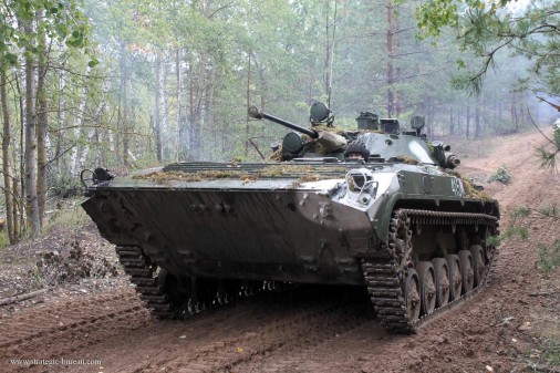 T0401_BMP-2_vbci_Russie_Zapad-2017