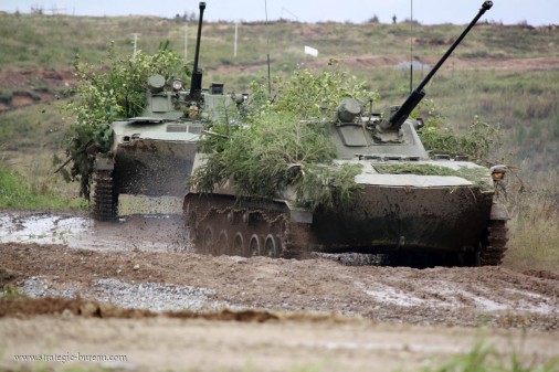 T0405_BMD-2_vbci_Russie_Zapad-2017