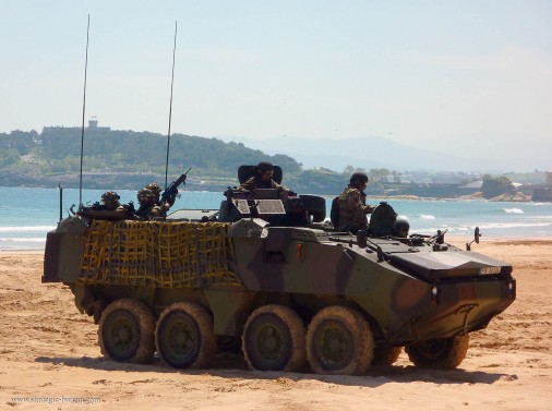 T0604_Piranha_vbtt_8x8_Espagne