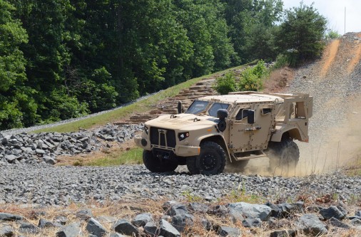 JLTV_4x4_USA_002