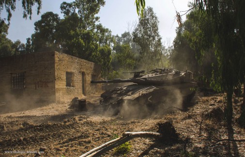 Merkava-3_char_Israel_009