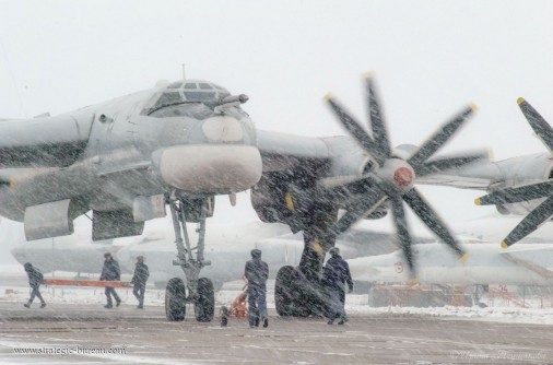 Tu-95_bombardier_Russie_A102_hiver