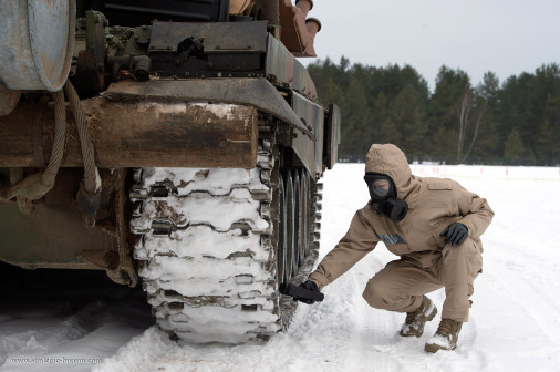 PT-91_char_Pologne_A103_Décontamination