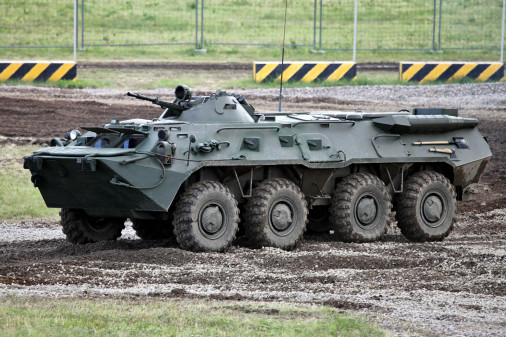 T1007_chars_VBC_Russie_BTR-80