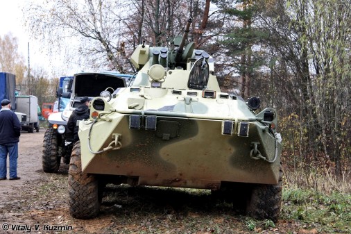 T1008_chars_VBC_Russie_BTR-82A