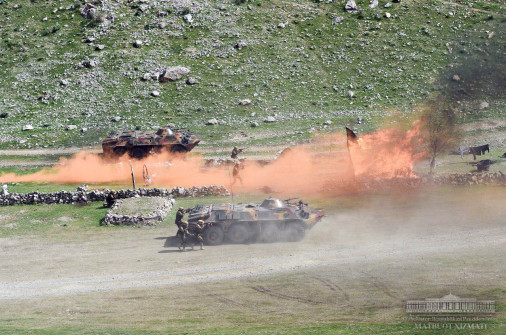 Ouzbekistan_Army_A101