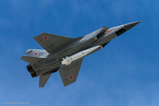 Parade-2018_A202_MiG-31_Kinjal