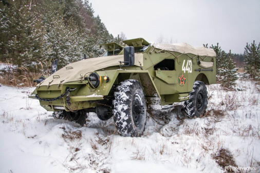 BTR-40_4x4_URSS_Russie_009