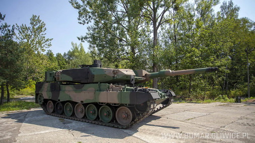 Leopard-2PL_char_Pologne_003