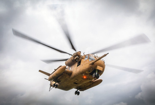 Israel_helicoptere_A103_CH-53_Yasur