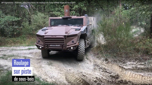 VBMR_Leger_Serval_4x4_France_A205_roulage