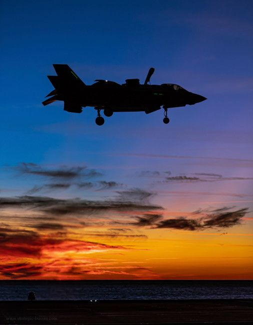 Porte-avions_Queen_Elizabeth_UK_A203_F-35B