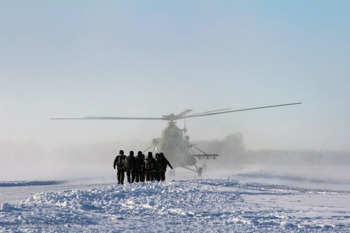 Parachutage_Mi-8_russie_A102