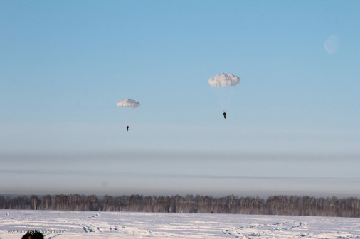 Parachutage_Mi-8_russie_A106