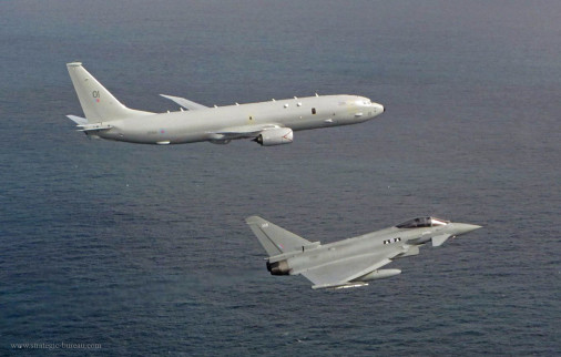 P-8A_Poseidon_avion_patrouilleur_UK_A102_Typhoon