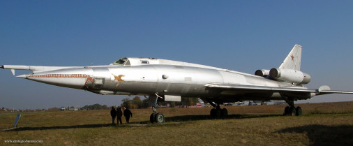 Tu-22_bombardier_Russie_001
