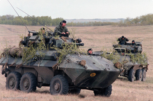 Cougar_AVGP_6x6_Canada_001