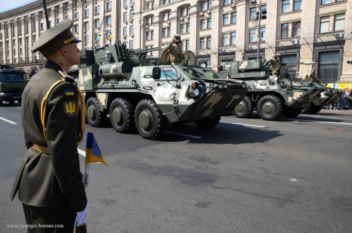 Défilé_Ukraine_2021_A111_BTR-4