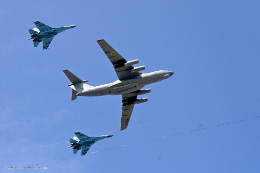 Défilé_Ukraine_2021_A116_Su-27_Il-76