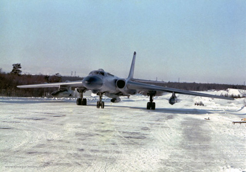 Tu-16_Badger_avion_Russie_A004