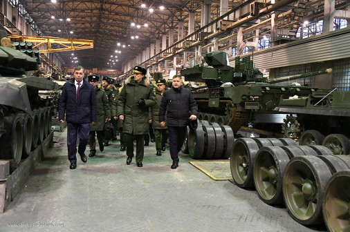 T-14_Armata_modernisé_char_Russie_A101