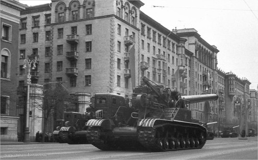 2A3_Kondensator-2P_artillerie_406mm_URSS_003