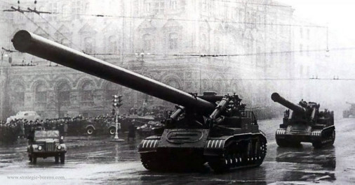2B1_Oka_artillerie_420mm_URSS_008