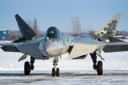 Su-57_avion_Russie_escale_Novossibirsk_2022_A102