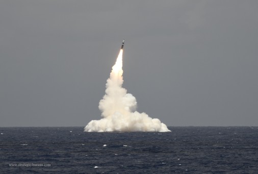 Classe_Ohio_SNLE_USA_005_SSBN-740_Trident-II