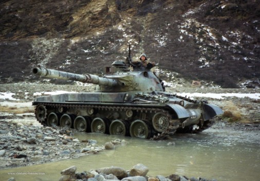Pz-68_Panzer-68_char_Suisse_001