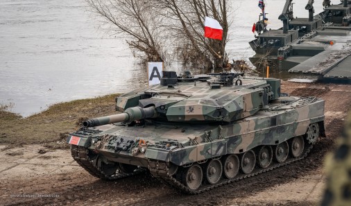 Leopard-2PL_char_Pologne_franchissement_2024_A103