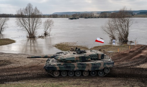 Leopard-2PL_char_Pologne_franchissement_2024_A104