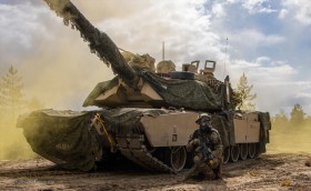 M1_Abrams_char_USA_en_Europe_2023_A102