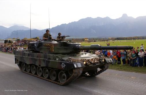 Panzer-87_Pz-78_char_Suisse_001