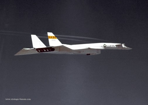 B-70_Valkyrie_bombardier_USA_004