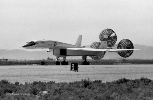 B-70_Valkyrie_bombardier_USA_006