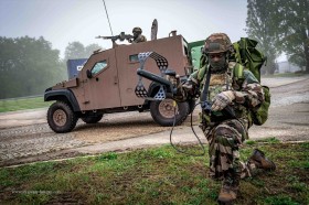 Déploiement de moyens électromagnétiques, PVP. Photo Credit : Armée de Terre