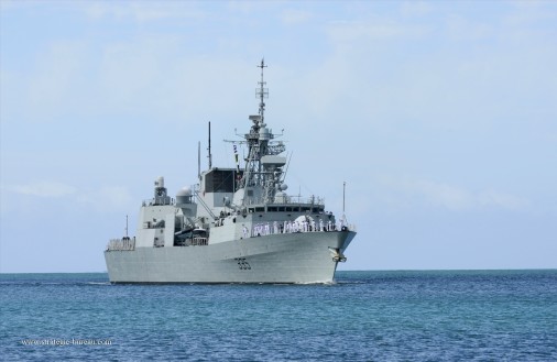 Fregate_classe_Halifax_City_Canada_001