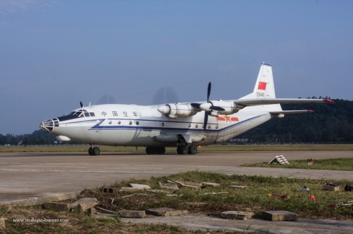 Y-8_Shaanxi_transport_Chine_001